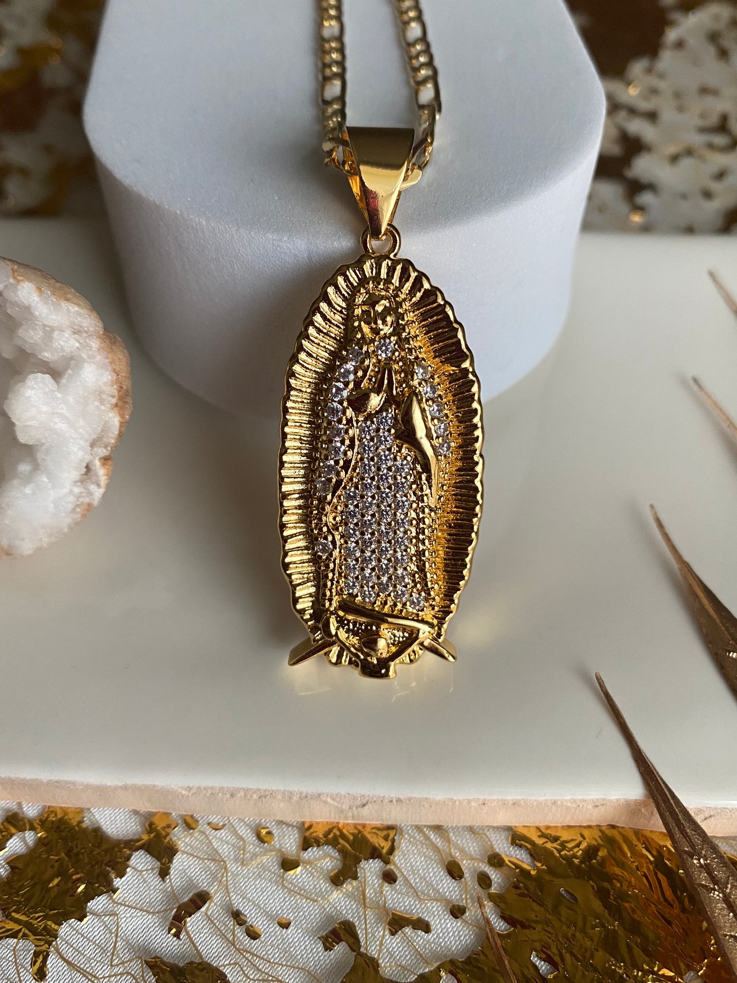 Mi virgencita necklace